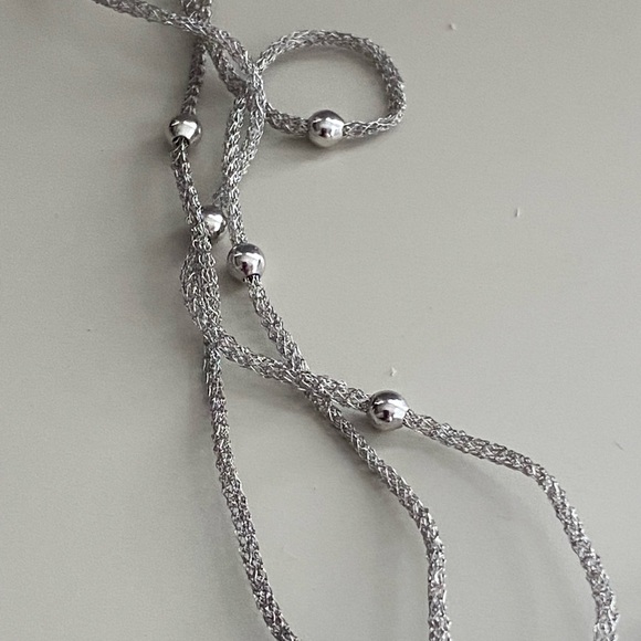 White gold necklace and earrings set - Picture 3 of 10